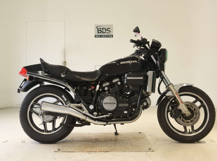Мотоцикл Honda VF750S SABER с пробегом 15528 km