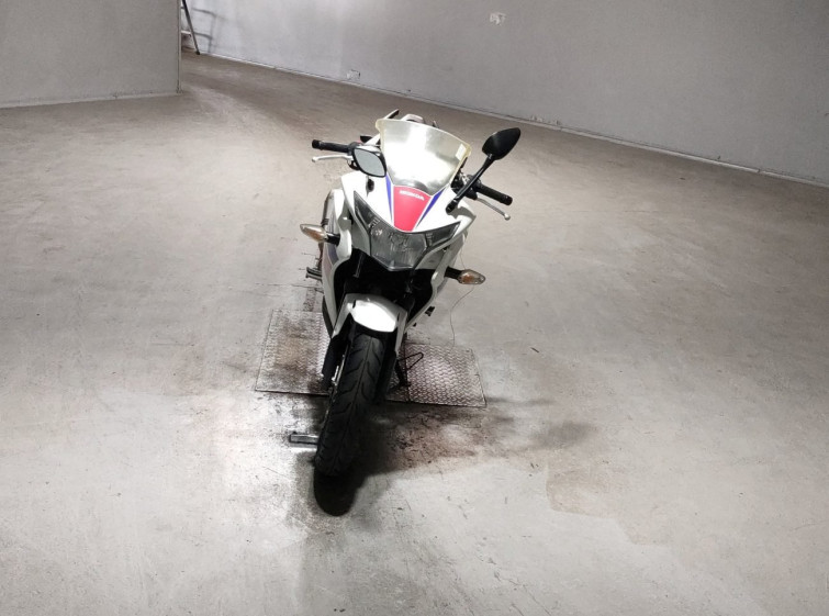 Мотоцикл Honda CBR250R с пробегом 81545 km