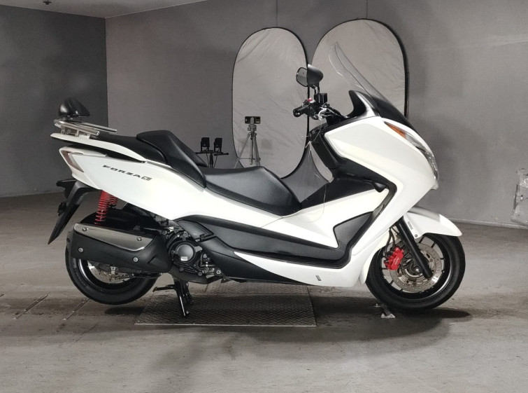 Мотоцикл Honda FORZASI с пробегом 48922 km