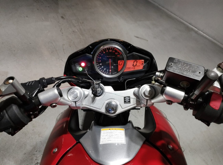 Мотоцикл Suzuki GSR250 с пробегом 8549 km
