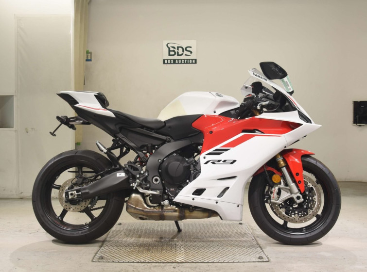 Мотоцикл Yamaha YZF-R9 з пробігом 775 km