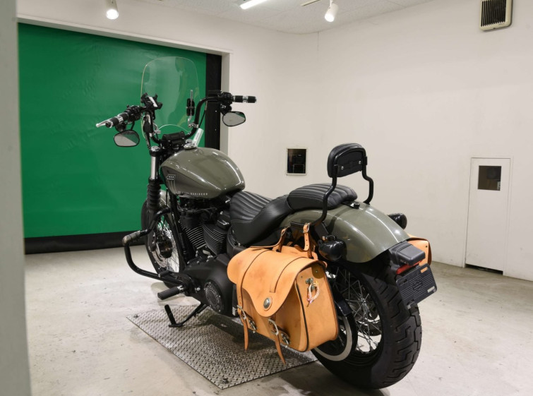 Мотоцикл HD STREETBOB FXBB1868 с пробегом 2506 km