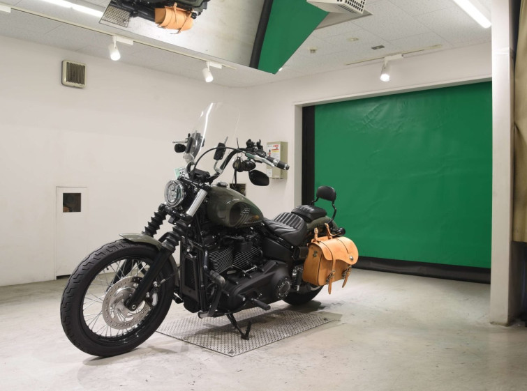 Мотоцикл HD STREETBOB FXBB1868 с пробегом 2506 km