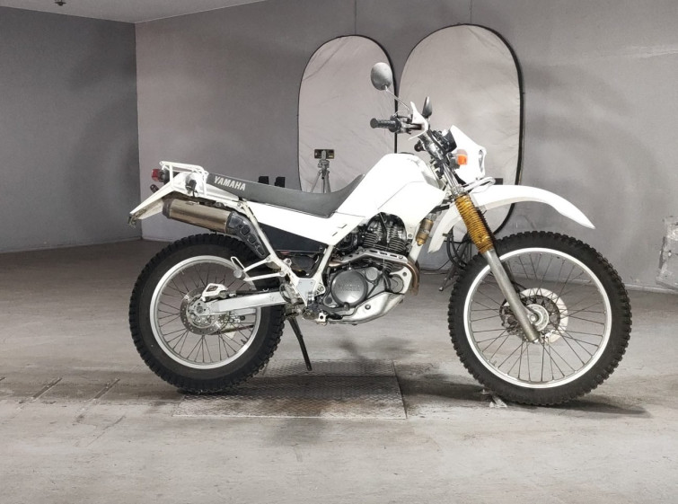 Мотоцикл Yamaha SEROW XT225 с пробегом 33996 km