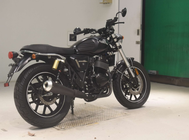 Мотоцикл GPX LEGEND 250 TWIN с пробегом 6739 km