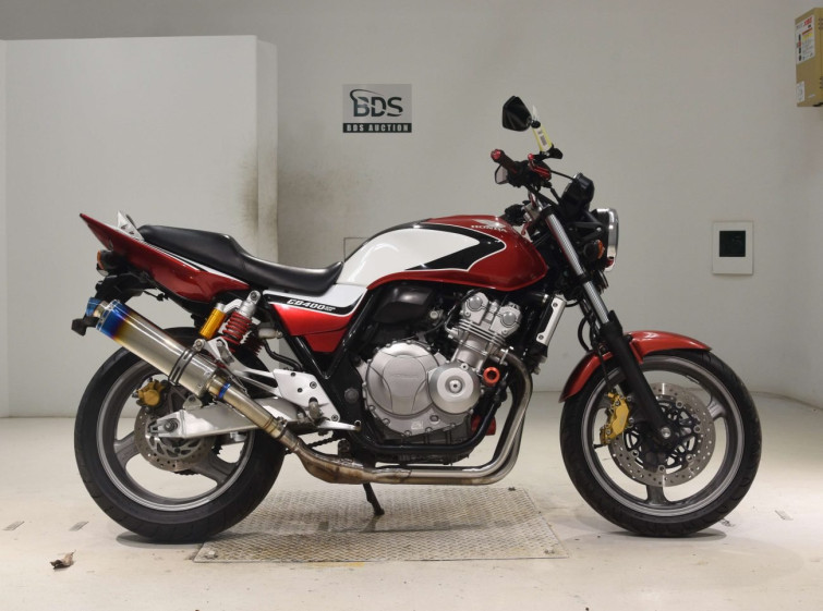 Мотоцикл Honda CB400SFV с пробегом 8308 km