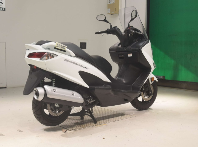 Мотоцикл Suzuki BURGMAN200A с пробегом 5563 km