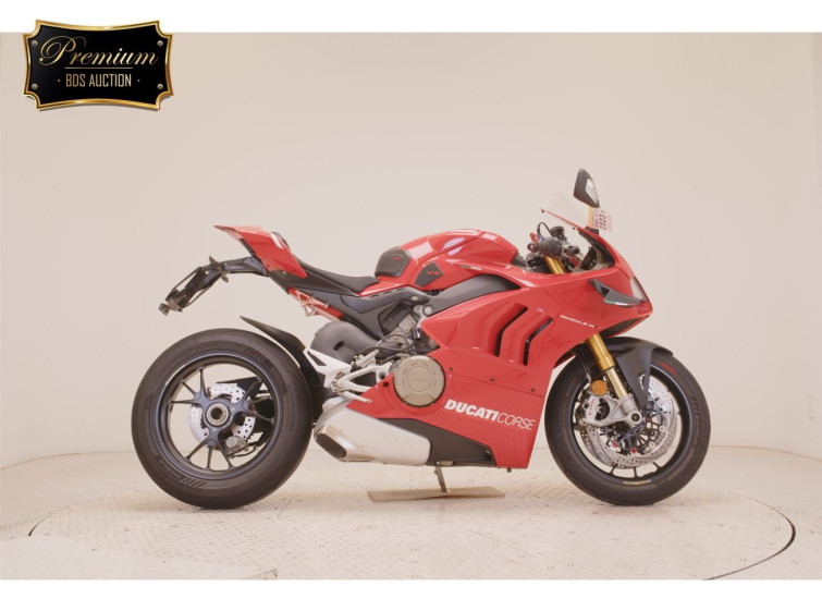 Мотоцикл Ducati PANIGALE V4S з пробігом 15868 km