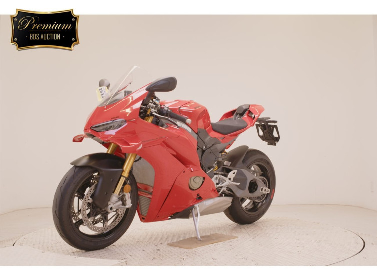 Мотоцикл Ducati PANIGALE V4S з пробігом 46 km