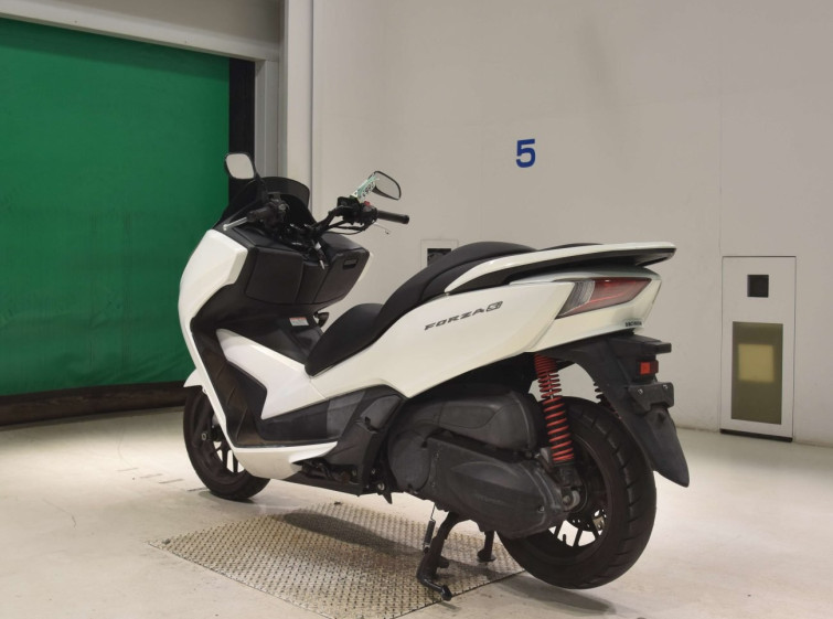 Мотоцикл Honda FORZA SIA с пробегом 7982 km
