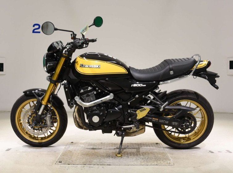 Мотоцикл Kawasaki Z900RS с пробегом 4827 km