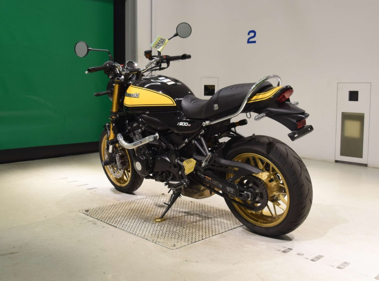 Мотоцикл Kawasaki Z900RS с пробегом 4827 km