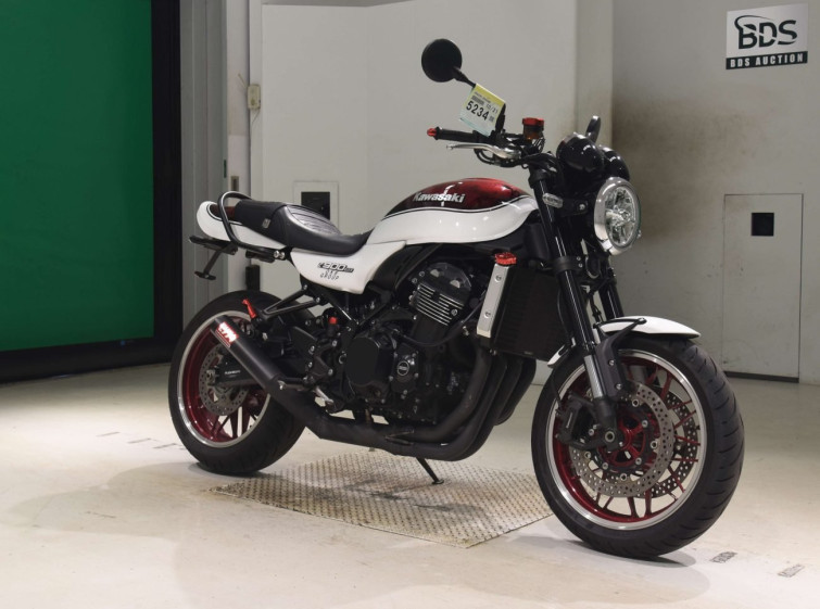 Мотоцикл Kawasaki Z900RS с пробегом 17821 km