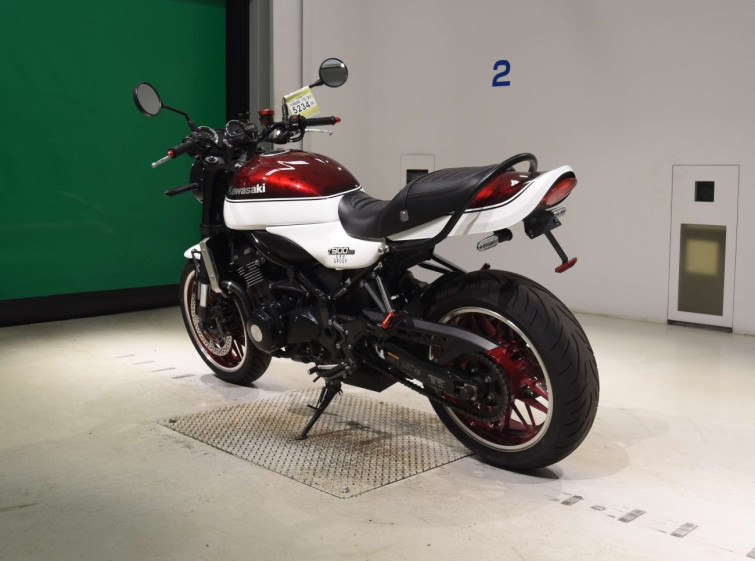 Мотоцикл Kawasaki Z900RS с пробегом 17821 km