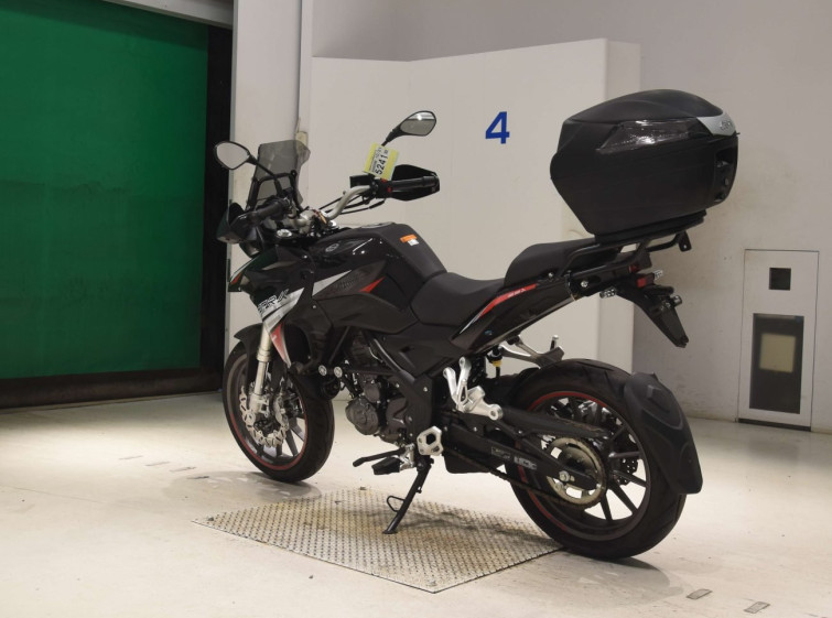 Мотоцикл Benelli TRK251 с пробегом 552 km
