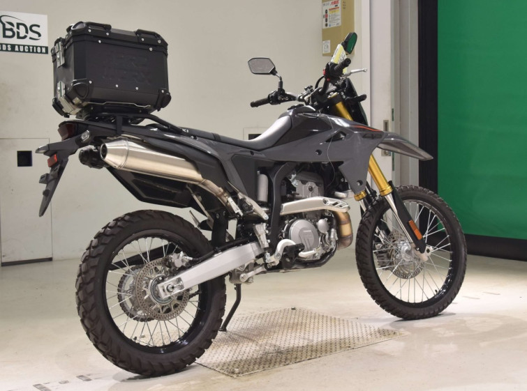 Мотоцикл Suzuki DR-Z4S с пробегом 573 km