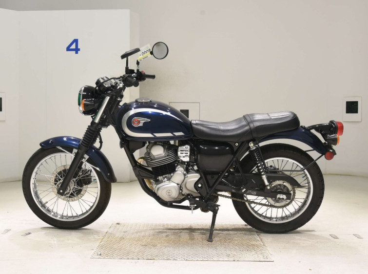 Мотоцикл Kawasaki W230 з пробігом 8703 km