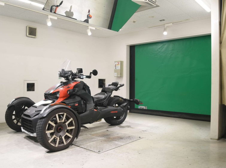 Мотоцикл Can-Am RYKER 900