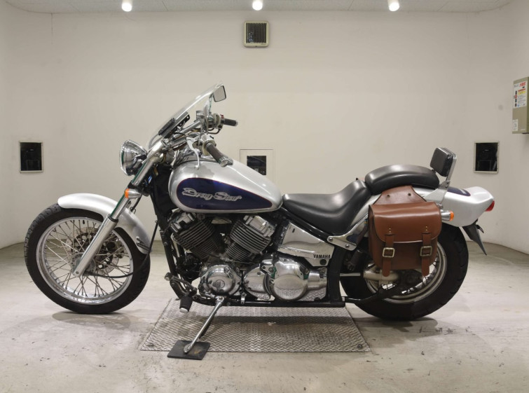 Мотоцикл Yamaha DRAGSTAR XVS400 з пробігом 42651 km