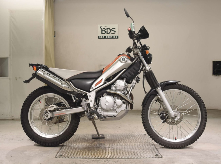 Мотоцикл Yamaha TRICKER с пробегом 7568 km