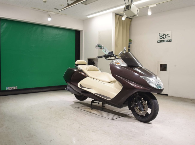 Мотоцикл Yamaha MAXAM250 з пробігом 24559 km