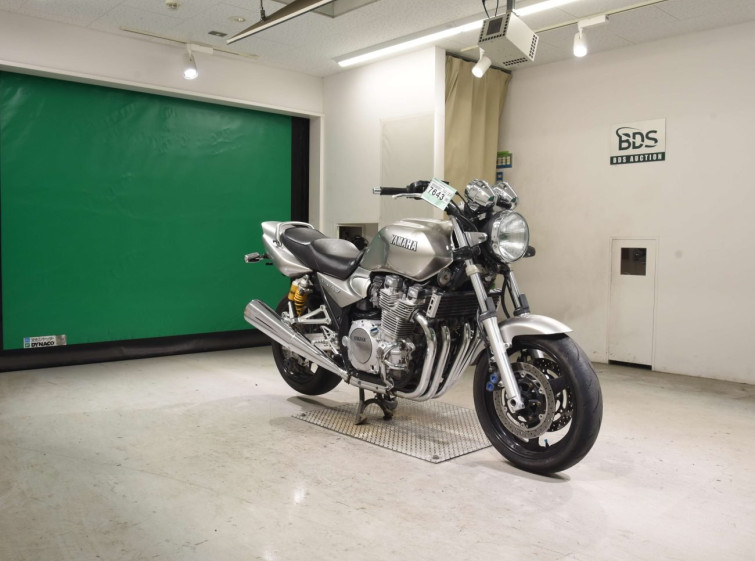 Мотоцикл Yamaha XJR1300 с пробегом 69076 km