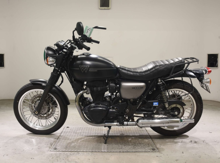 Мотоцикл Kawasaki W800-2 STREET с пробегом 24082 km