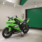 Мотоцикл Kawasaki ZX-4RR с пробегом 9279 km
