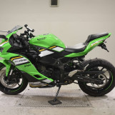 Мотоцикл Kawasaki ZX-4RR с пробегом 9279 km