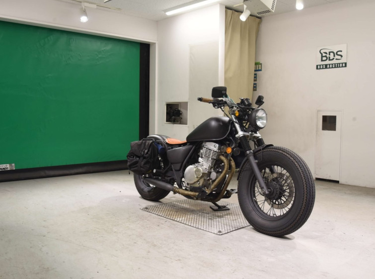 Мотоцикл Suzuki GZ250 с пробегом 528 km