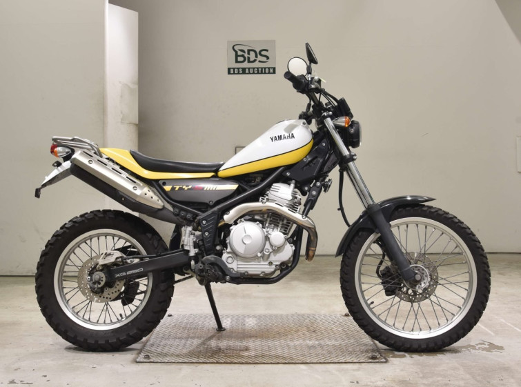 Мотоцикл Yamaha TRICKER з пробігом 10694 km