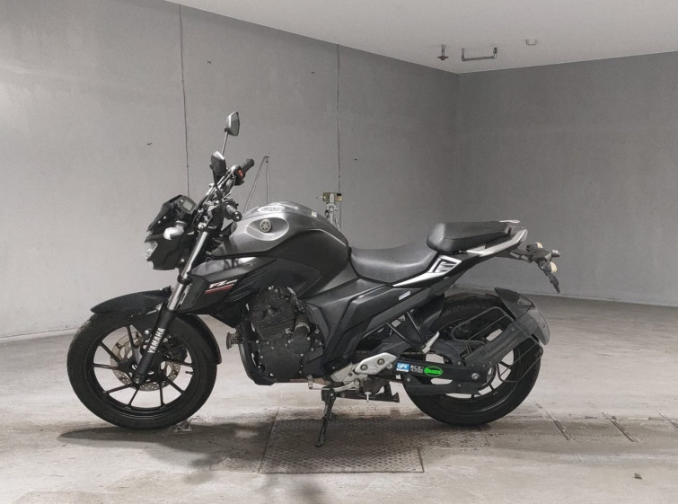 Мотоцикл Yamaha FZ25 з пробігом 34229 km