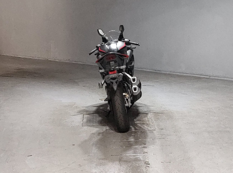 Мотоцикл Honda CBR250RR с пробегом 14791 km