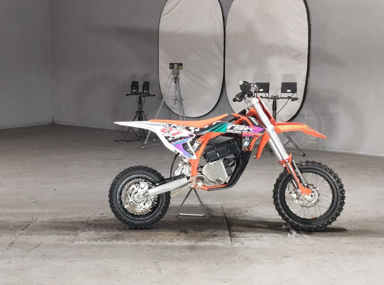 Мотоцикл KTM SX-E5