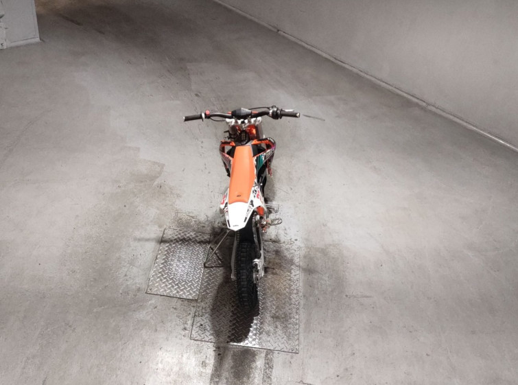 Мотоцикл KTM SX-E5