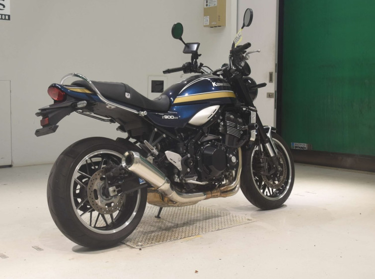 Мотоцикл Kawasaki Z900RS с пробегом 3823 km