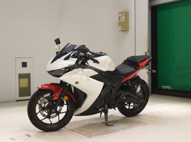 Мотоцикл Yamaha YZF-R3 с пробегом 14755 km
