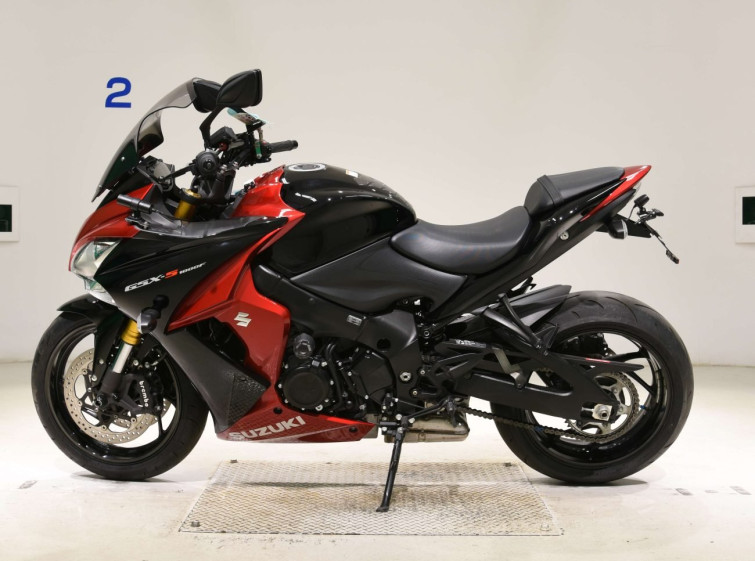 Мотоцикл Suzuki GSX-S1000F з пробігом 8938 km