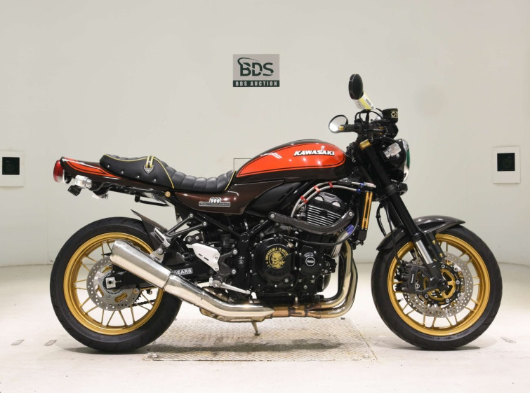 Мотоцикл Kawasaki Z900RS с пробегом 3704 km
