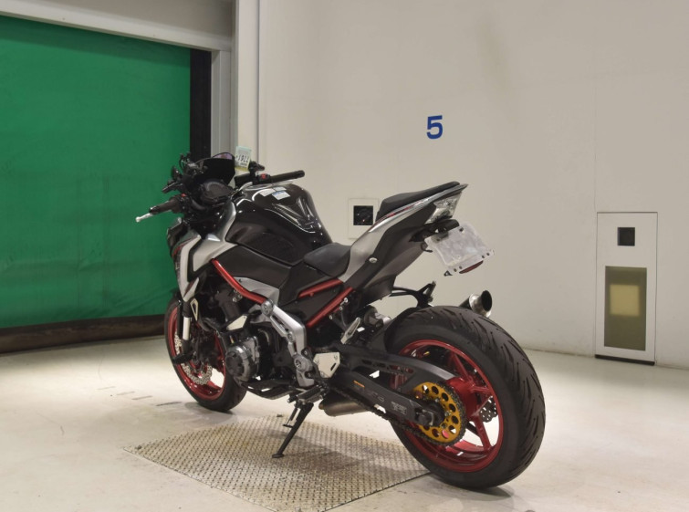 Мотоцикл Kawasaki Z900 с пробегом 17748 km