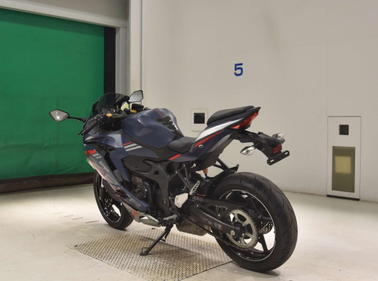 Мотоцикл Kawasaki NINJA ZX-25R з пробігом 7510 km