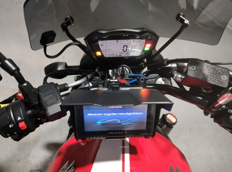 Мотоцикл Suzuki SV650 з пробігом 18351 km