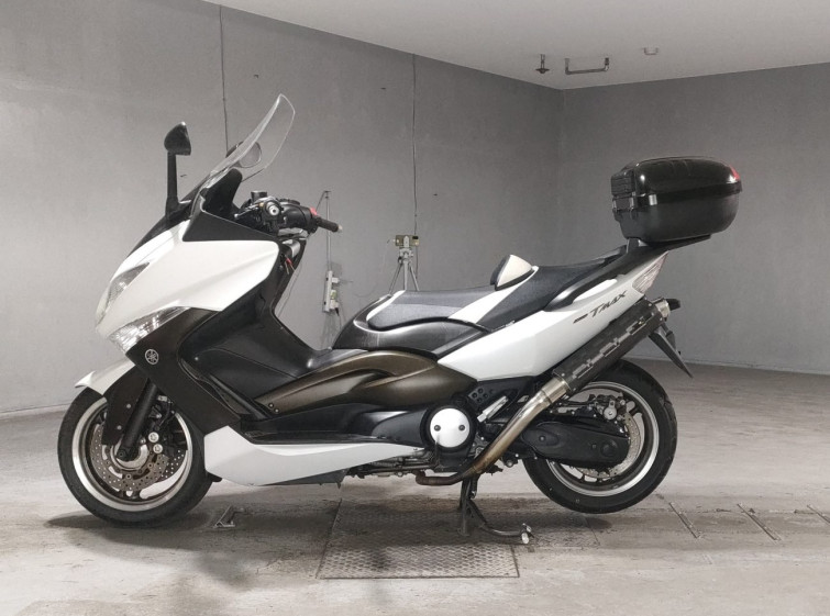 Мотоцикл Yamaha T-MAX500 с пробегом 27736 km