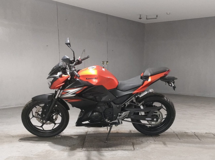 Мотоцикл Kawasaki Z250 з пробігом 13650 km