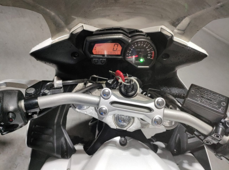 Мотоцикл Yamaha FZ1 FAZER с пробегом 38357 km