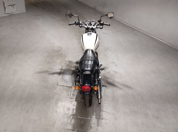 Мотоцикл Kawasaki W230 с пробегом 1301 km