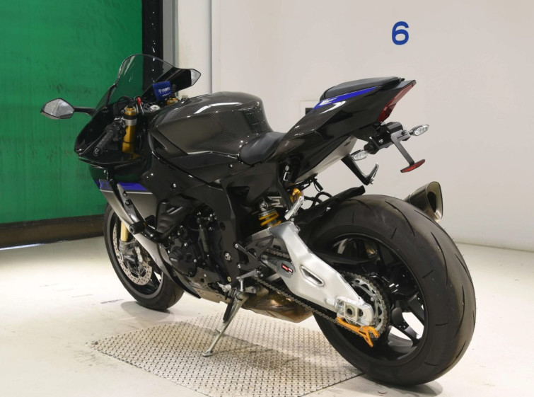 Мотоцикл Yamaha YZF-R1M с пробегом 811 km