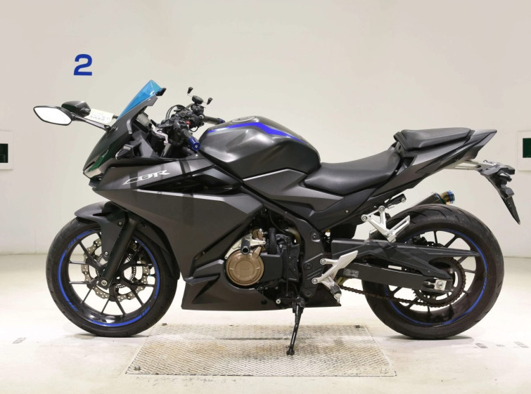 Мотоцикл Honda CBR400R с пробегом 32256 km