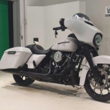 Мотоцикл HD STREET GLIDE FLHXS1870 з пробігом 5318 km