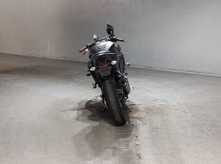 Мотоцикл Yamaha YZF-R25